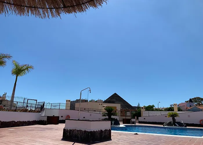Beautiful On El Mirador Cristianos *